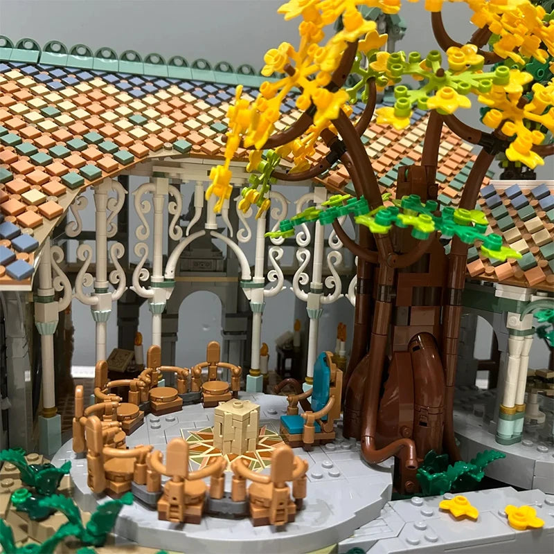 MINISO 6167Pcs Castle Building Blocks Set MOC Display Toys