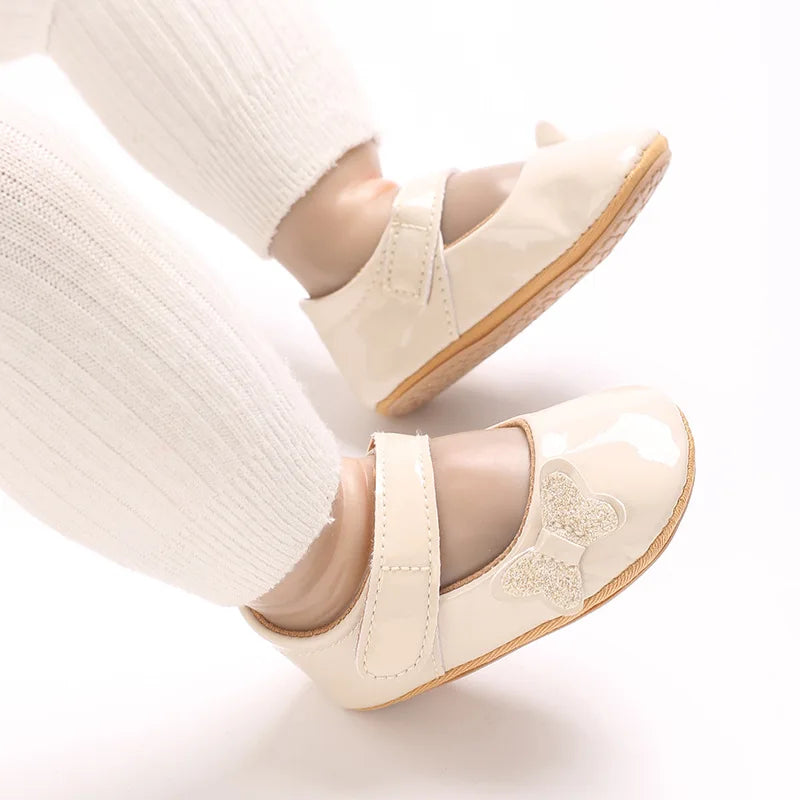 Adorable Baby Girls Sparkly Mary Jane Flats with Bow Detail Non-Slip Sole Perfect for Newborns and Infants